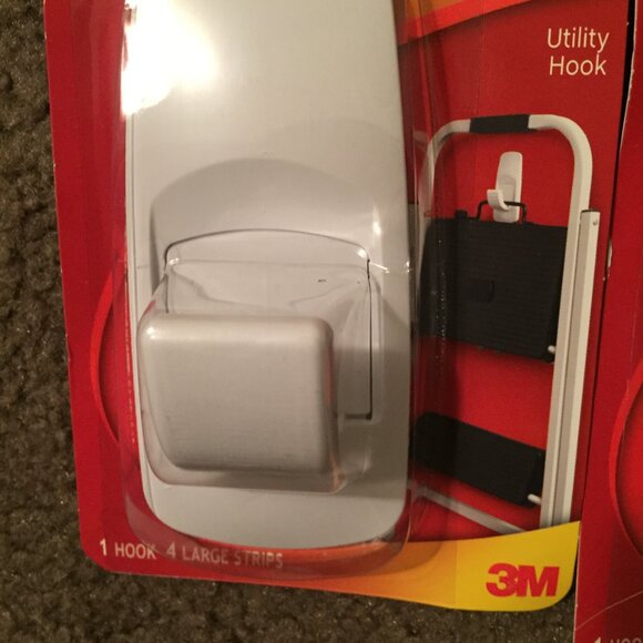 Command Jumbo Utility Hook Reusable Damage Free Adhesive 3M 17004 White, 2 Pack - Picture 3 of 3